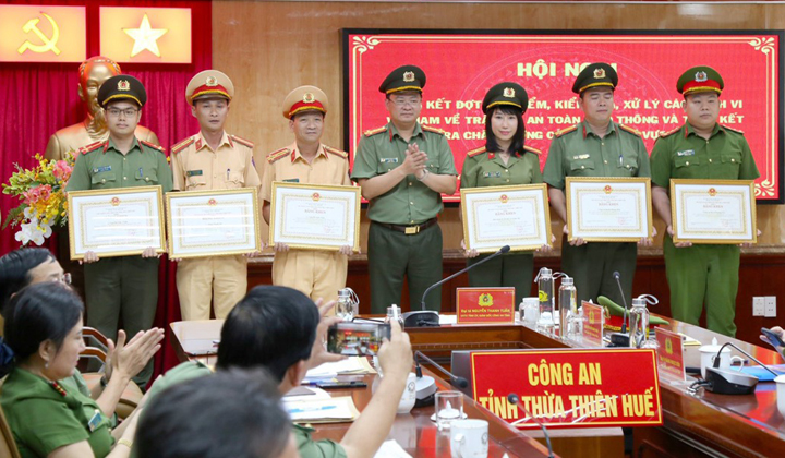 Xử lý hơn 15.700 trường hợp vi phạm trong 3 tháng cao điểm về trật tự ATGT