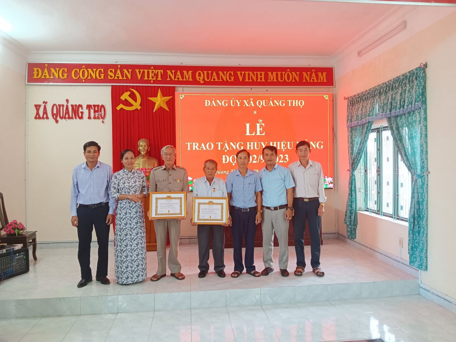 LỄ TRAO TẶNG HUY HIỆU ĐẢNG, ĐỢT 02/9/2023